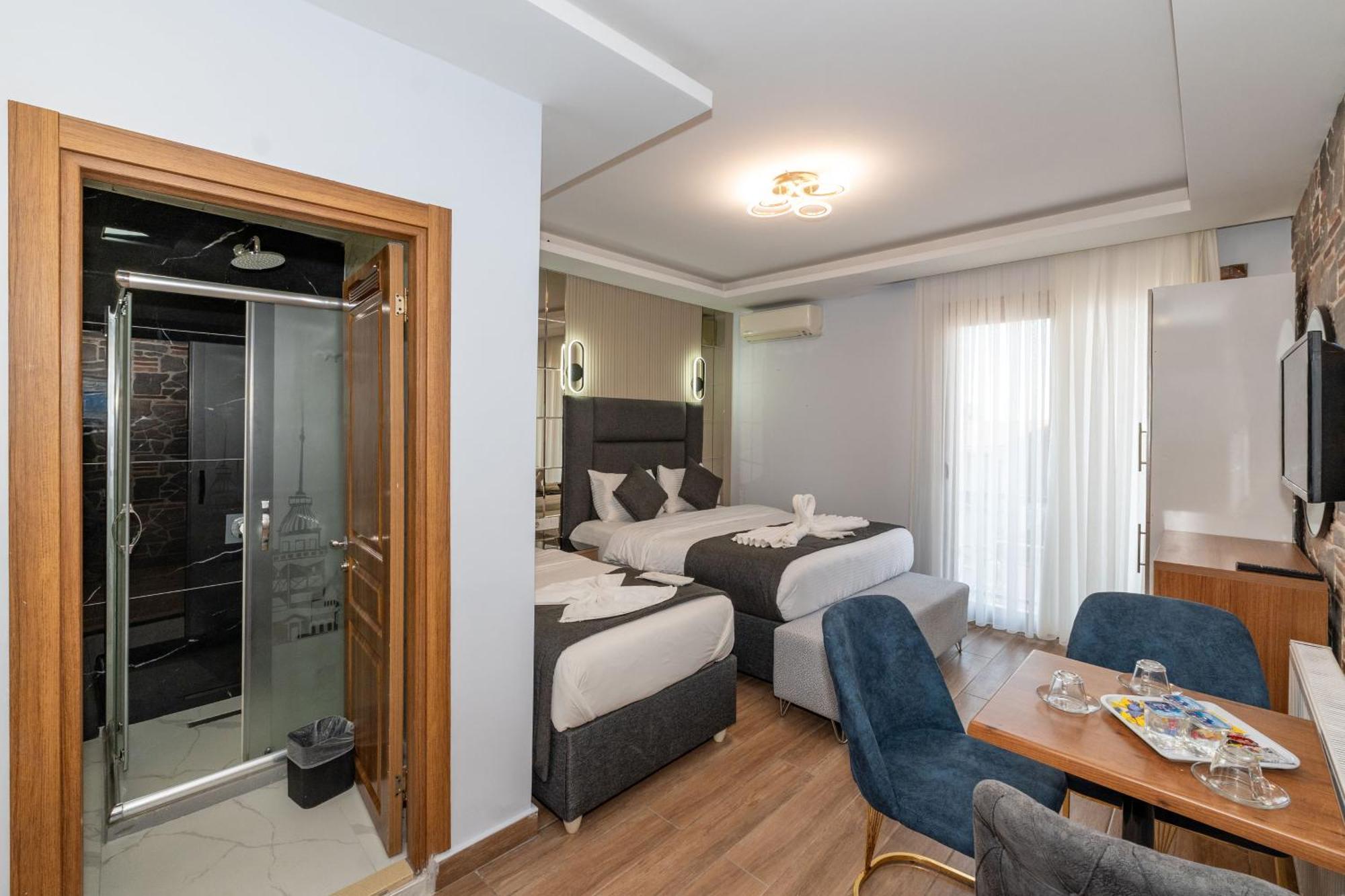 Hotel T-square