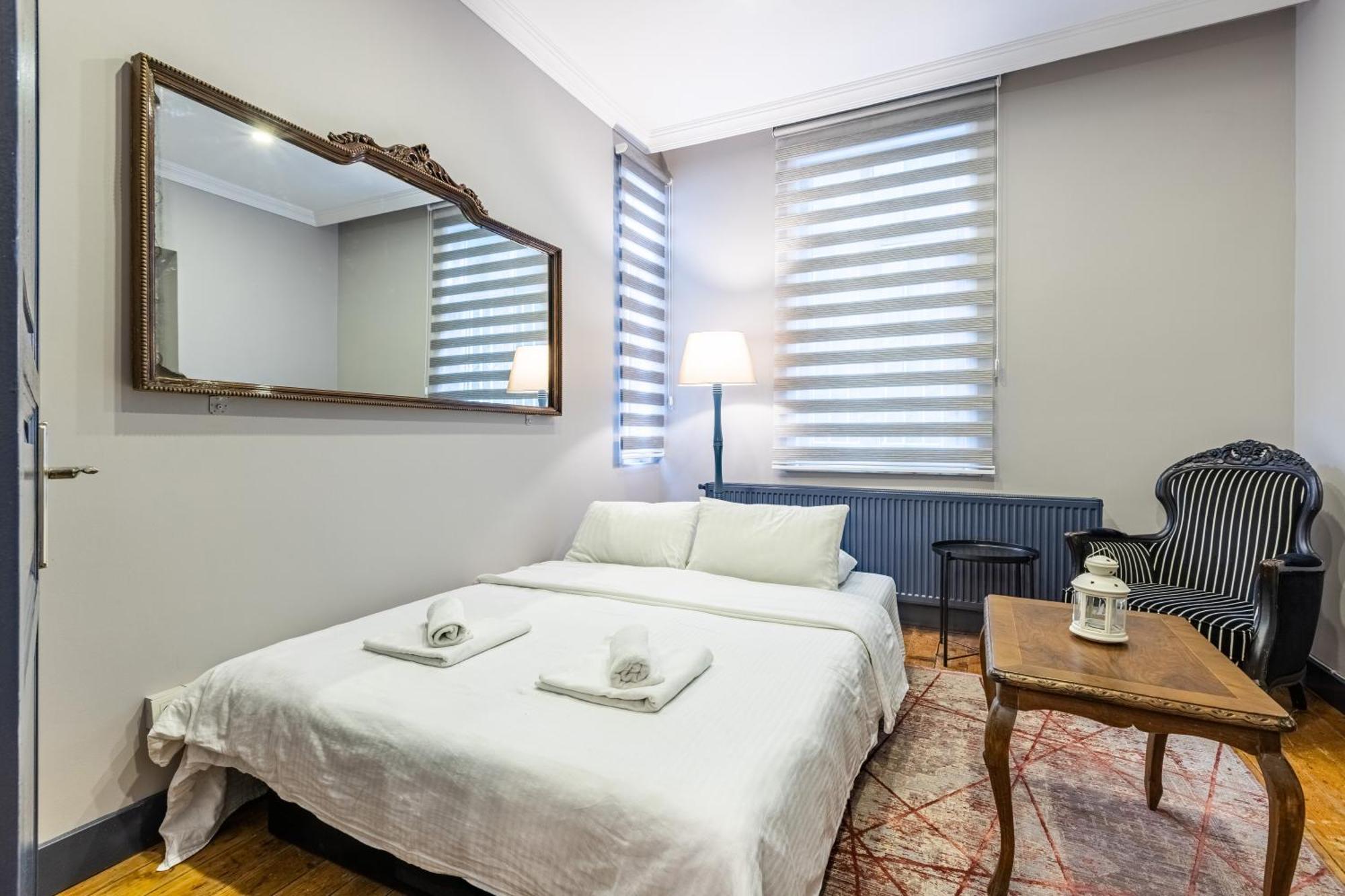 Ganbaru Tours - Flats In Galata * Istanbul