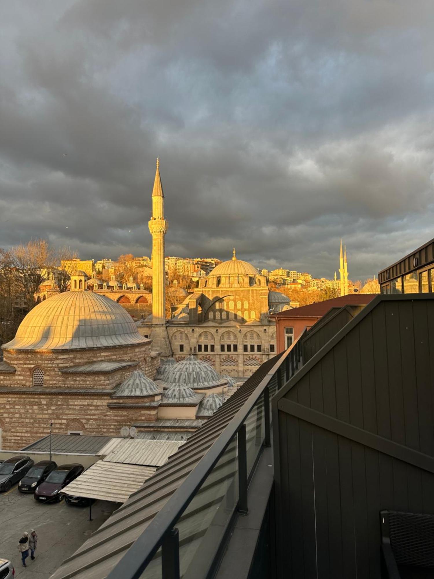 Center Port Karakoey * Istanbul