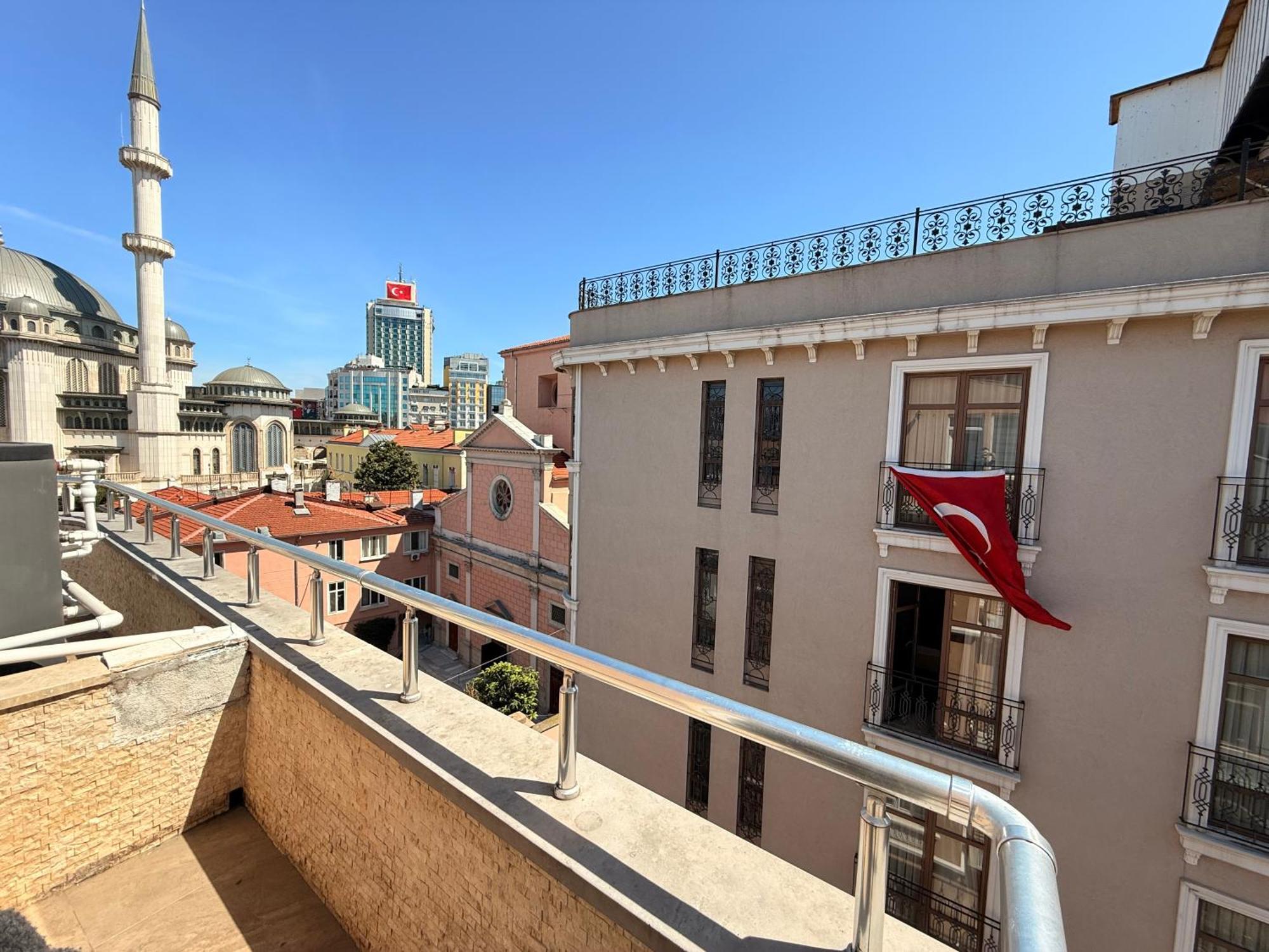 Aparthotel Iq 3*