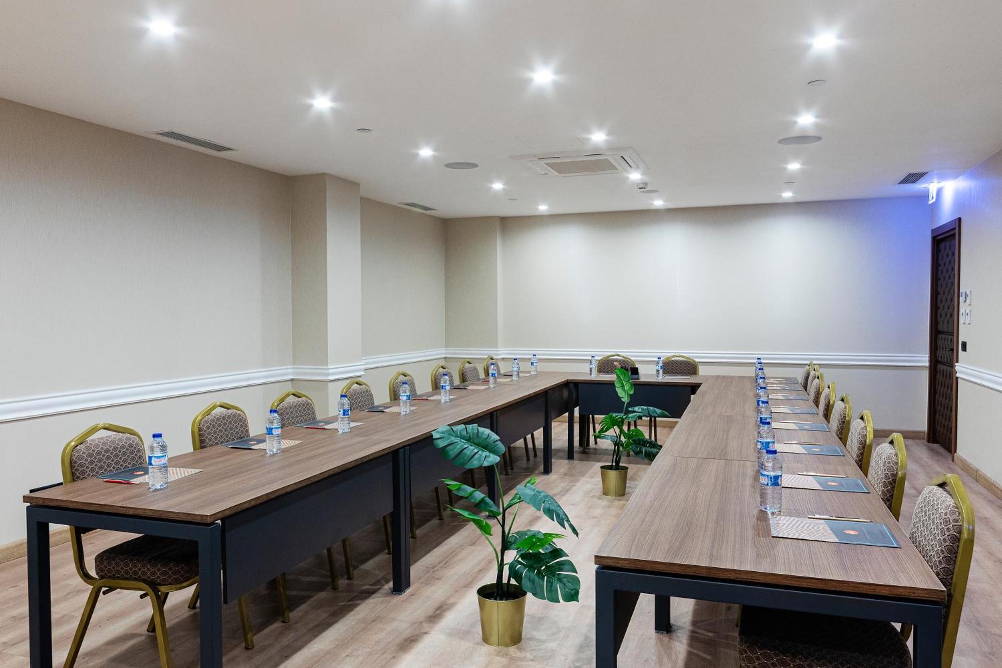 Mukarnas Pera Hotel 4*