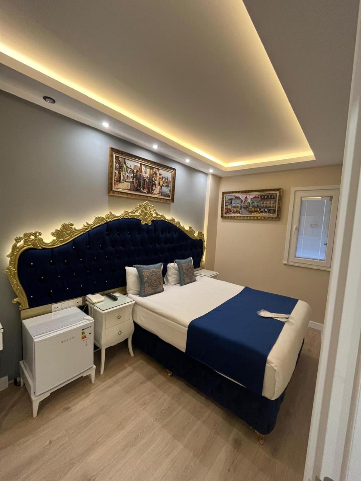 Hotel Barbarosa *
