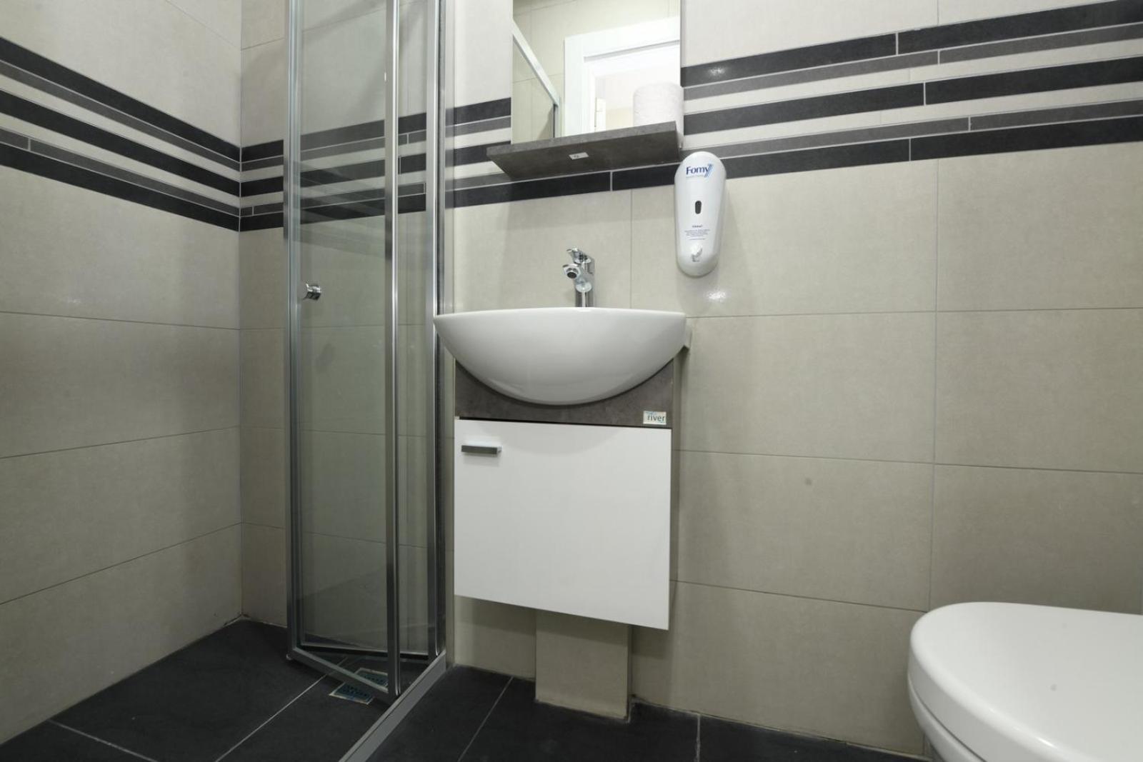 Aparthotel Uzay *