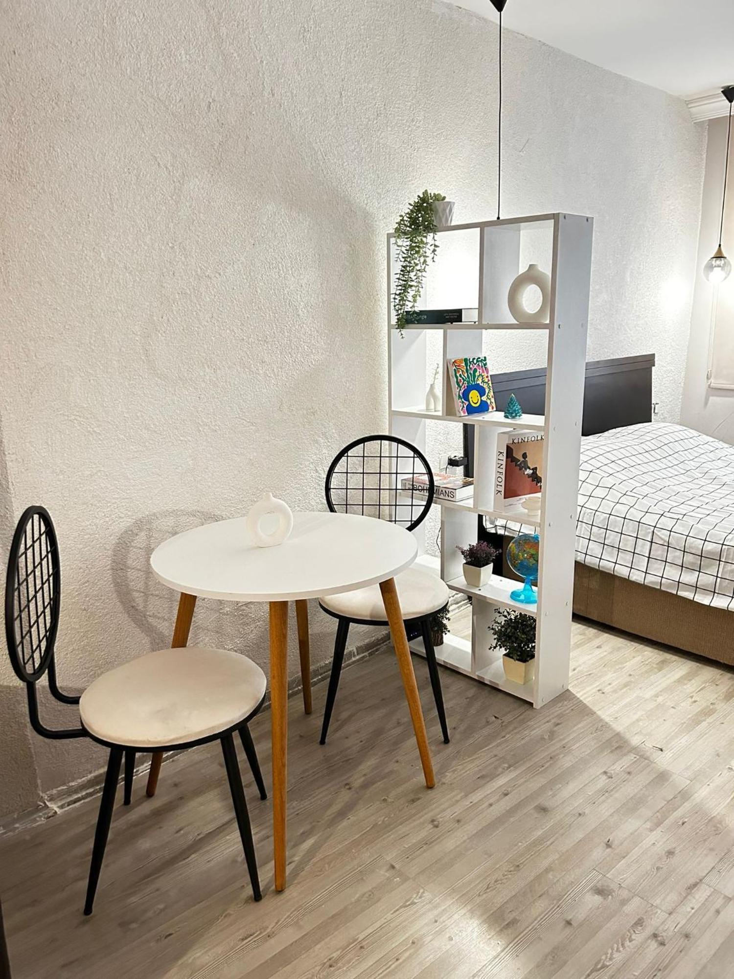 I1 House Apartment