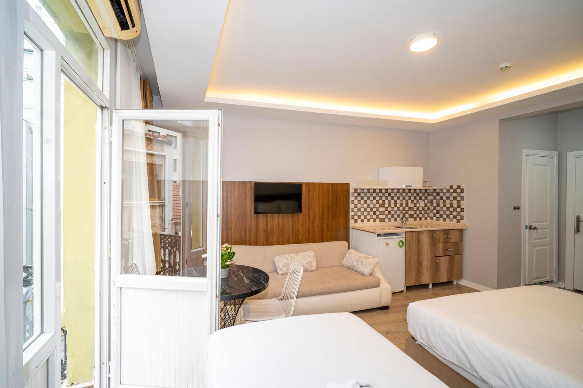 Aparthotel New Life Taksim