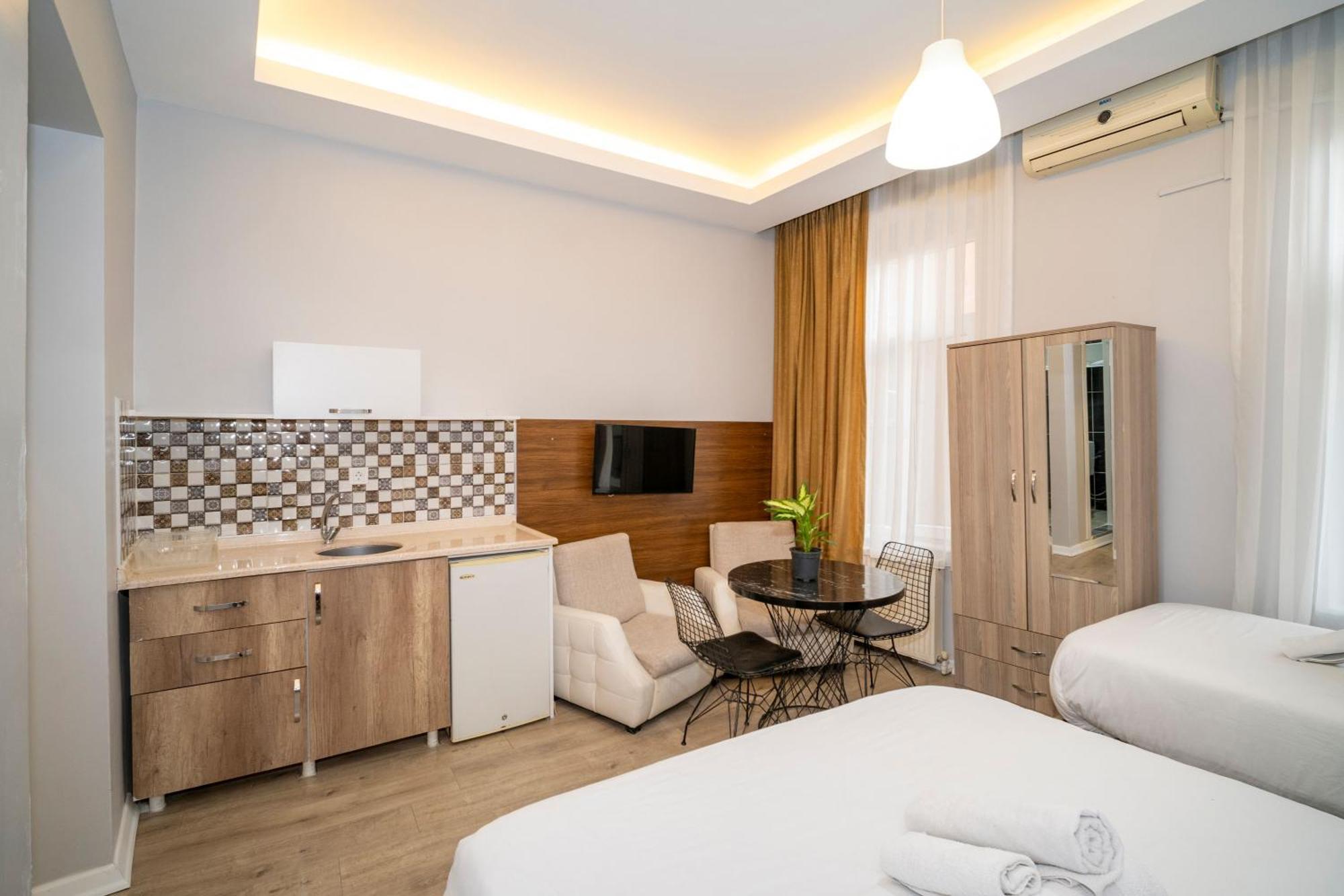 Aparthotel New Life Taksim