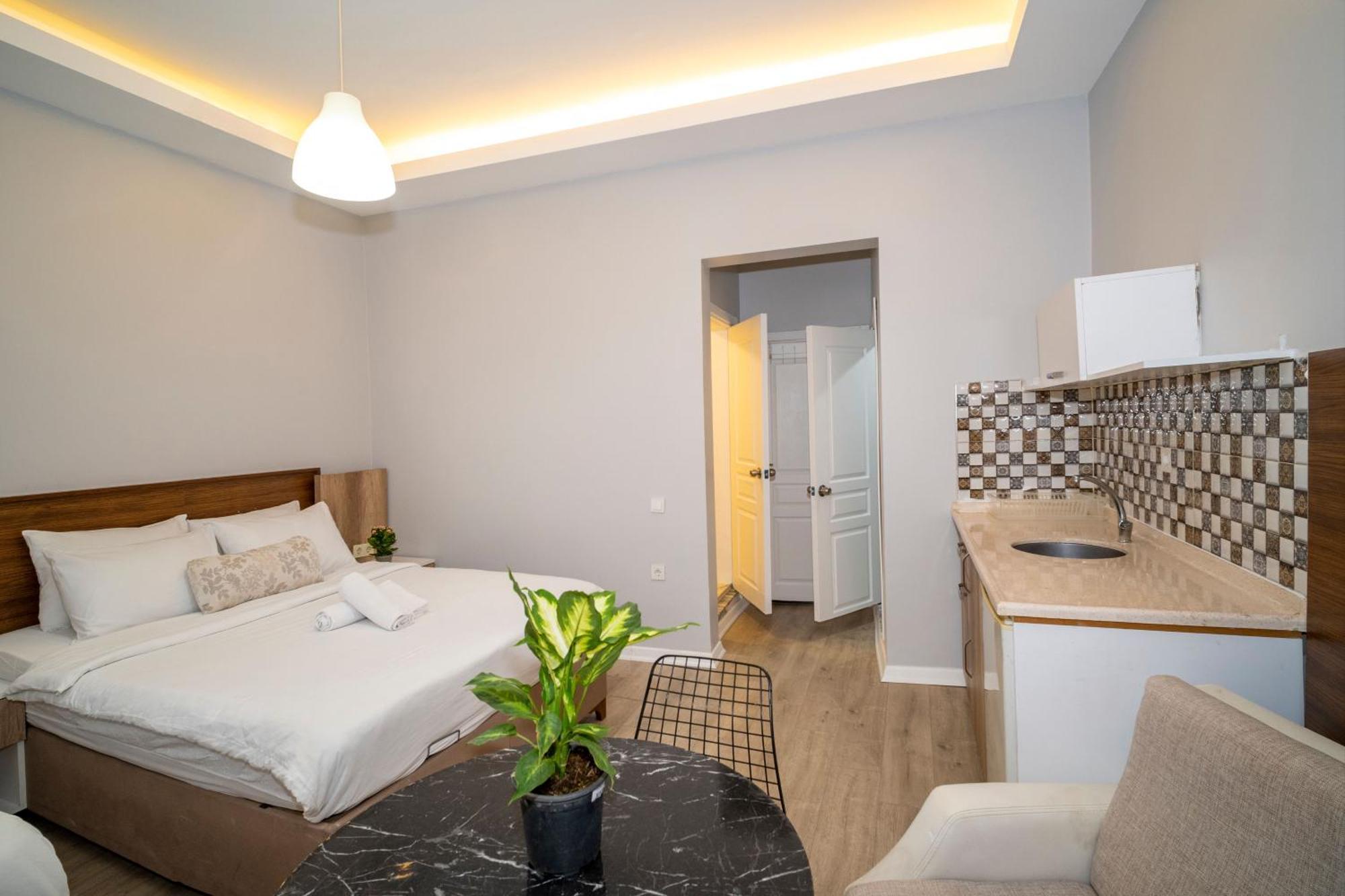 Aparthotel New Life Taksim *