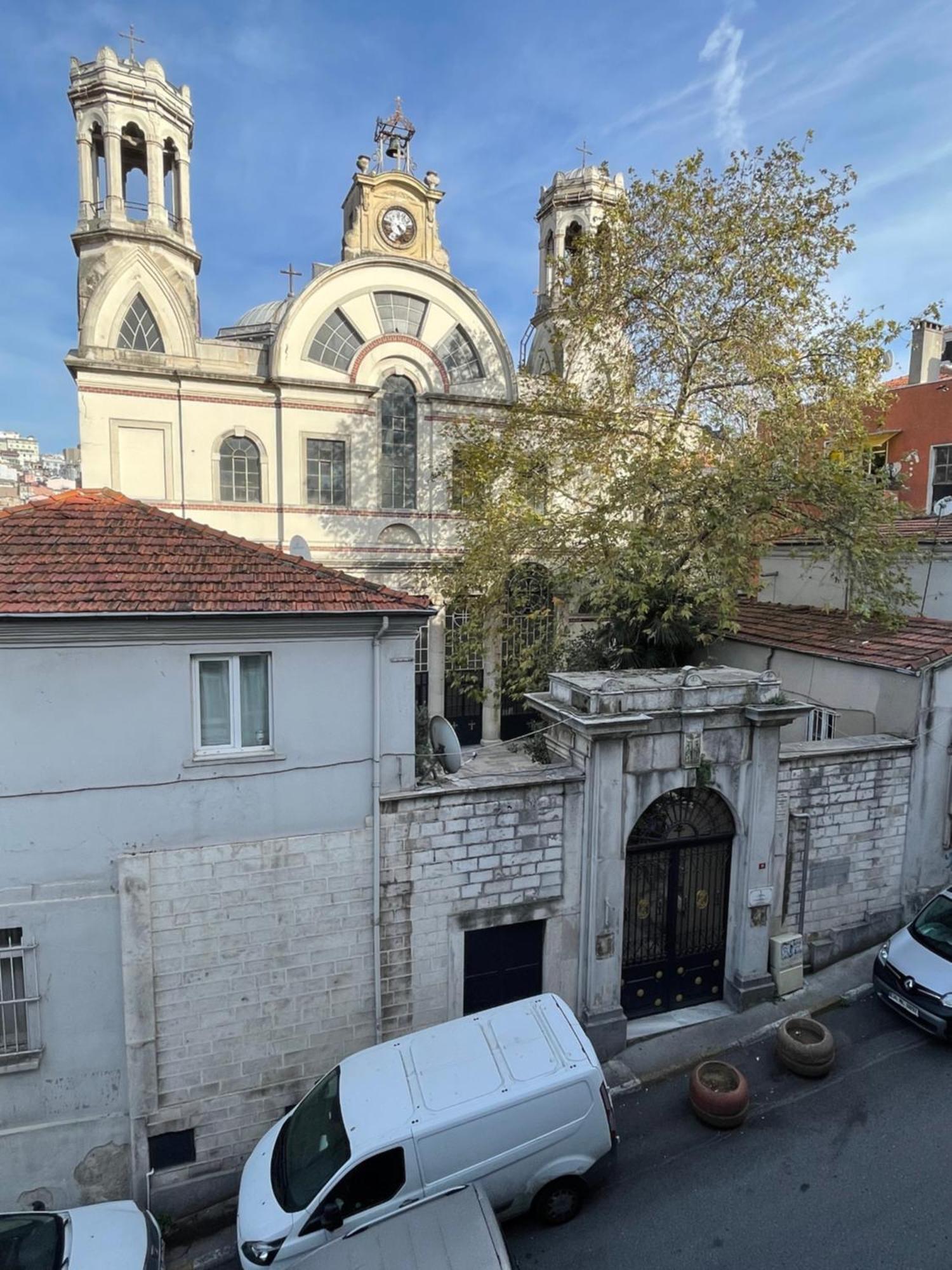 Taksim Academie House