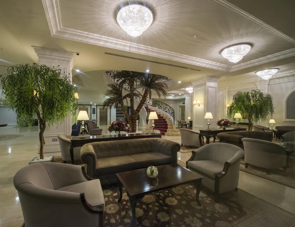 Vialand Palace