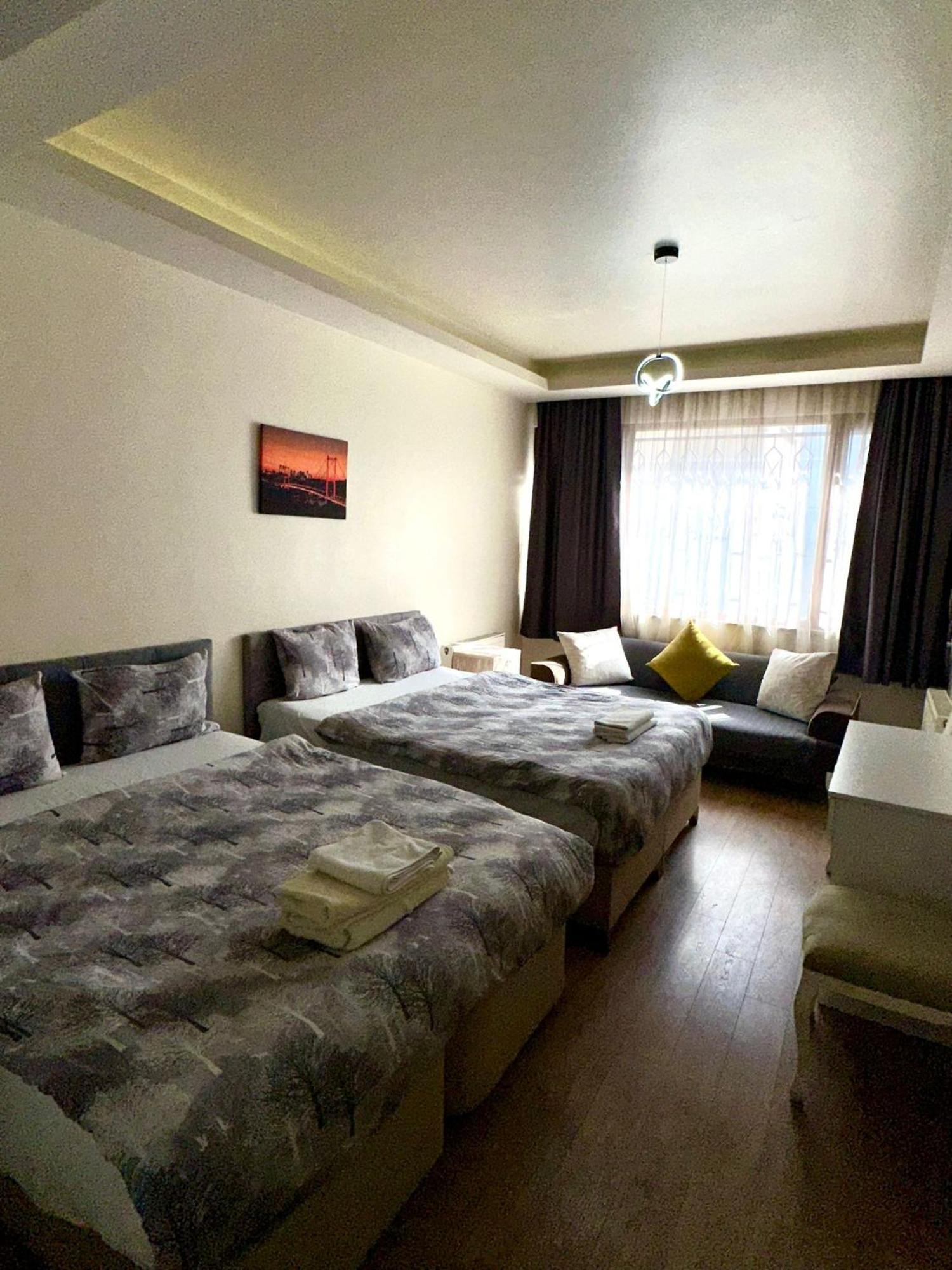 Center Two Aparthotel