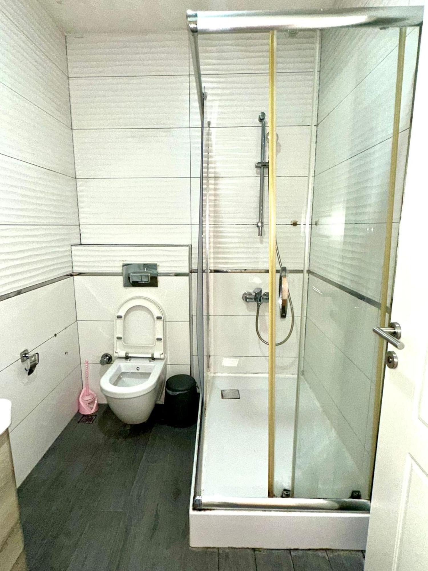 Aparthotel Center Two *