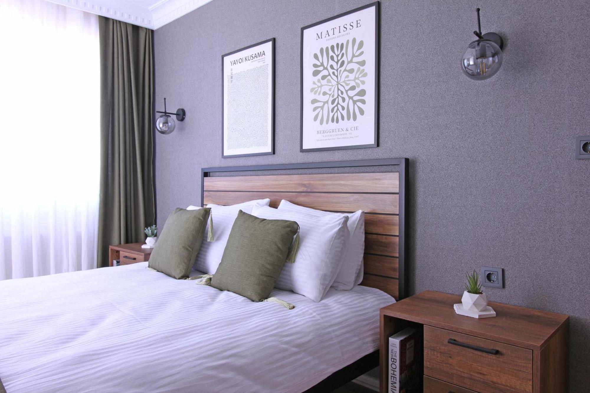 Excellent Pierre Loti Apartment