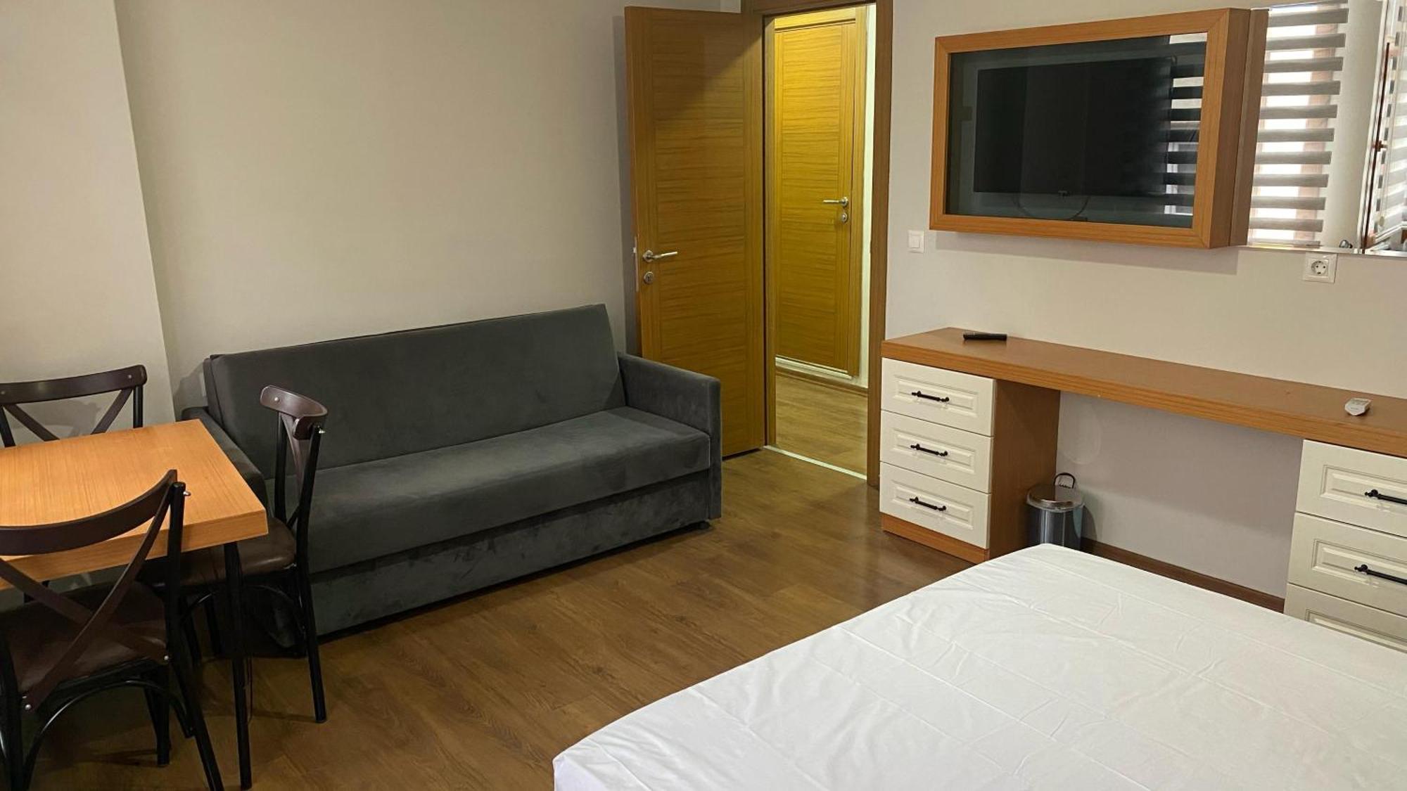 Hotel Aras Life