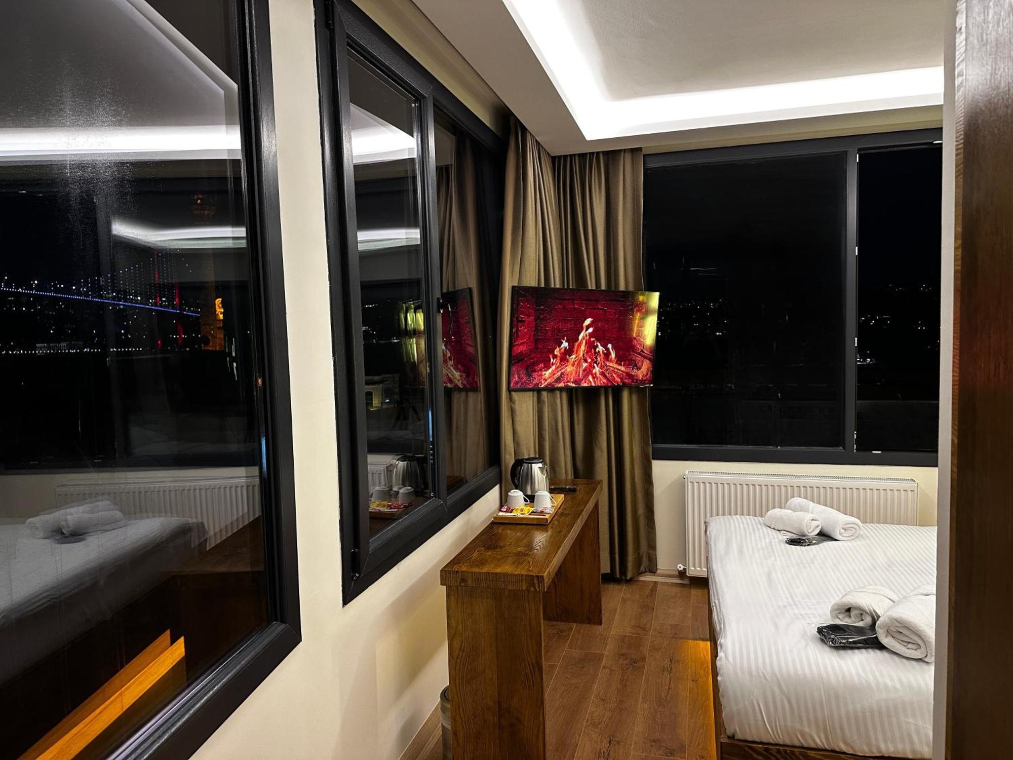 Lokka Ortakoy Istanbul