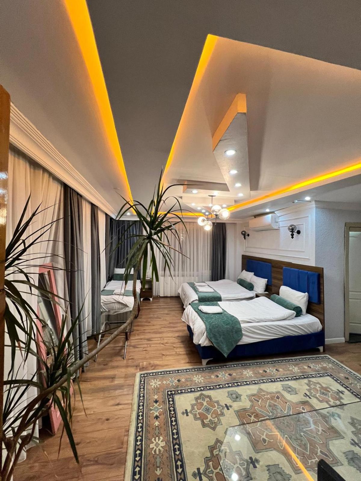 Pembe Koesk Old Center Hotel 3*