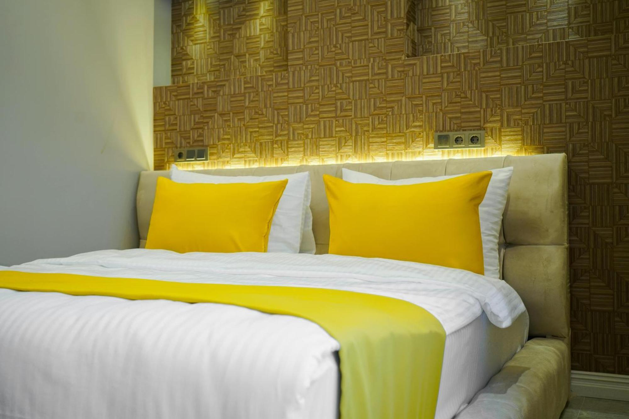 Four Views & Aparthotel *