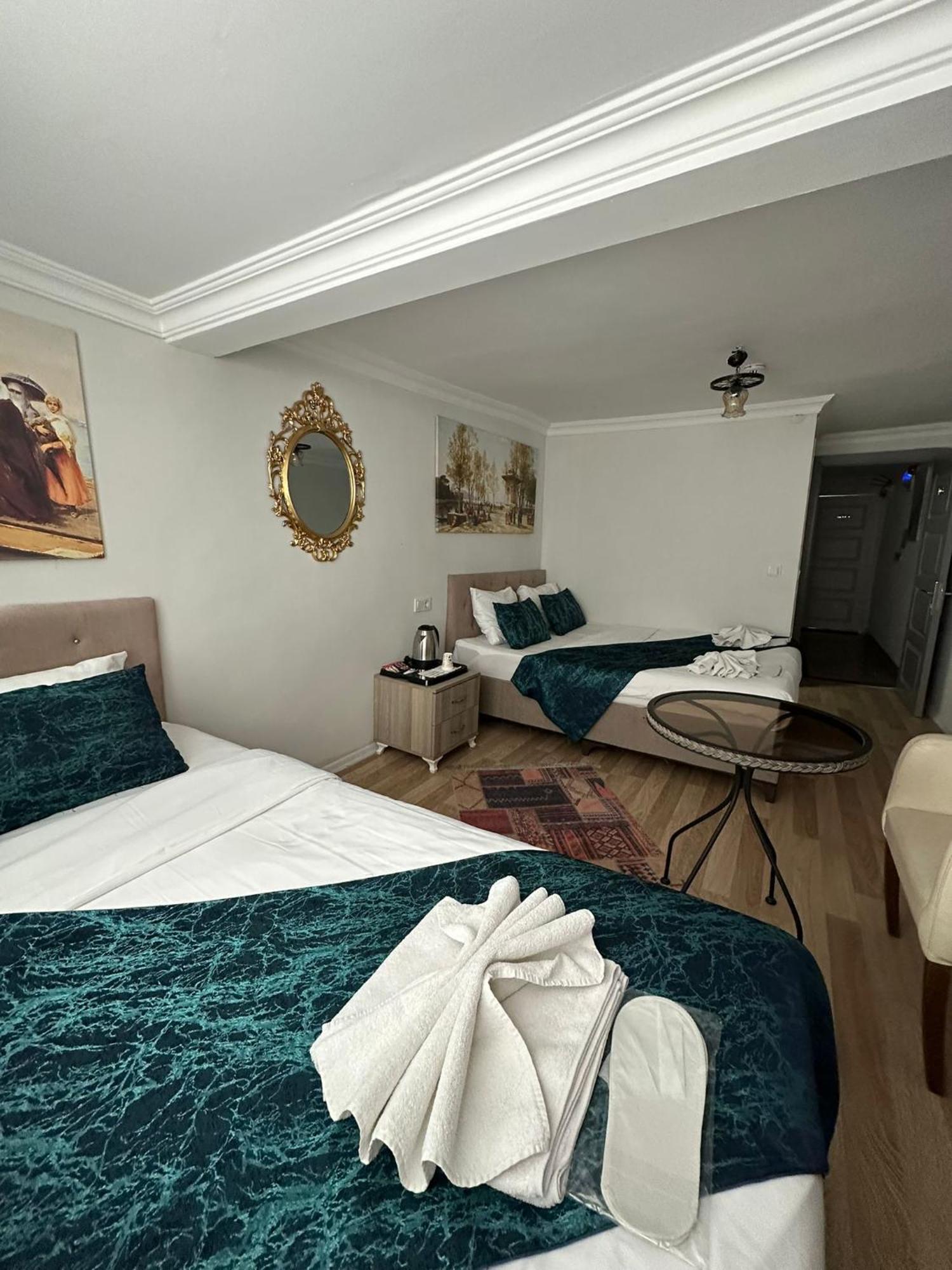 Hotel Estambul 3*