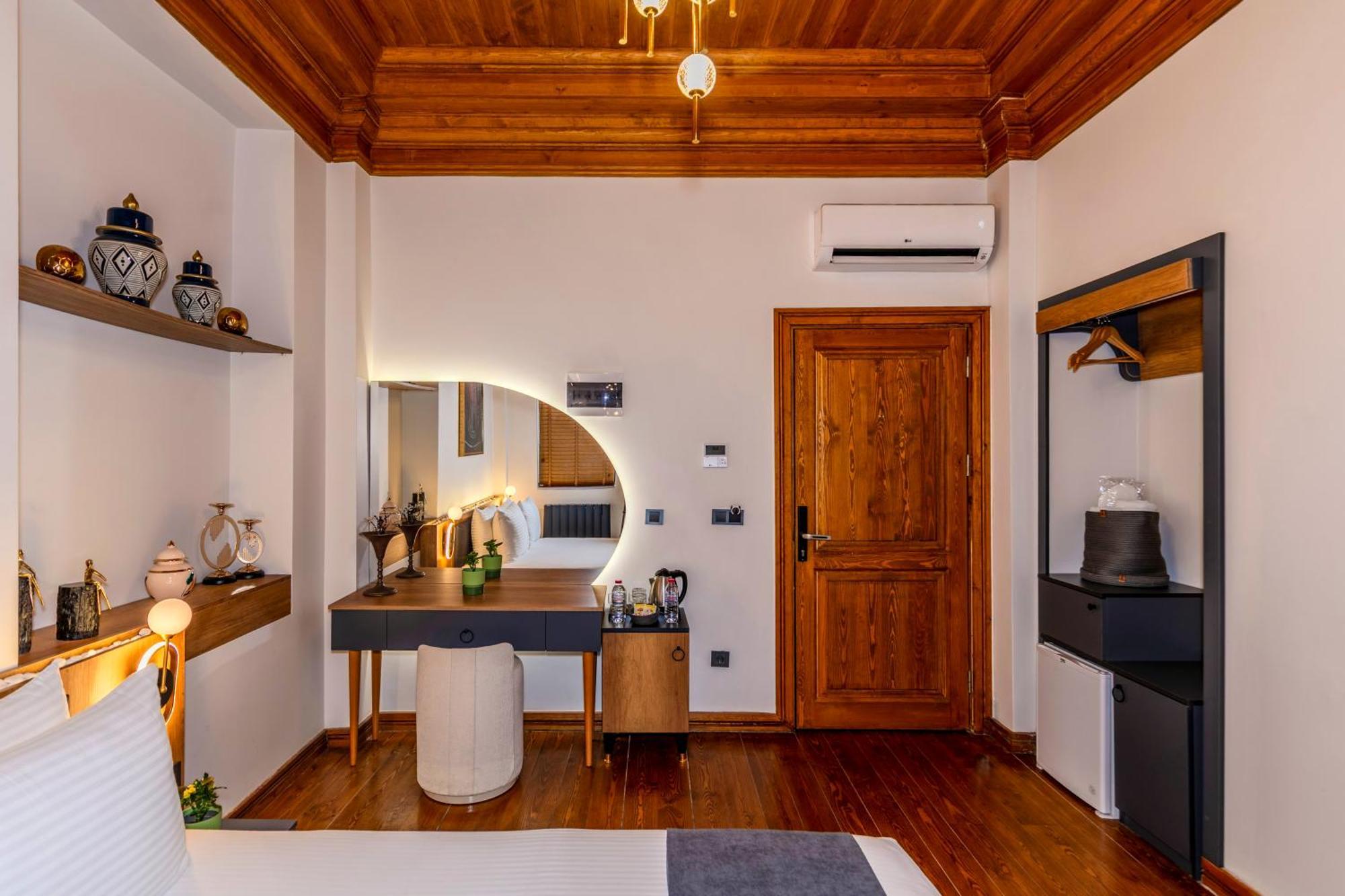 Apartment Elara Pera