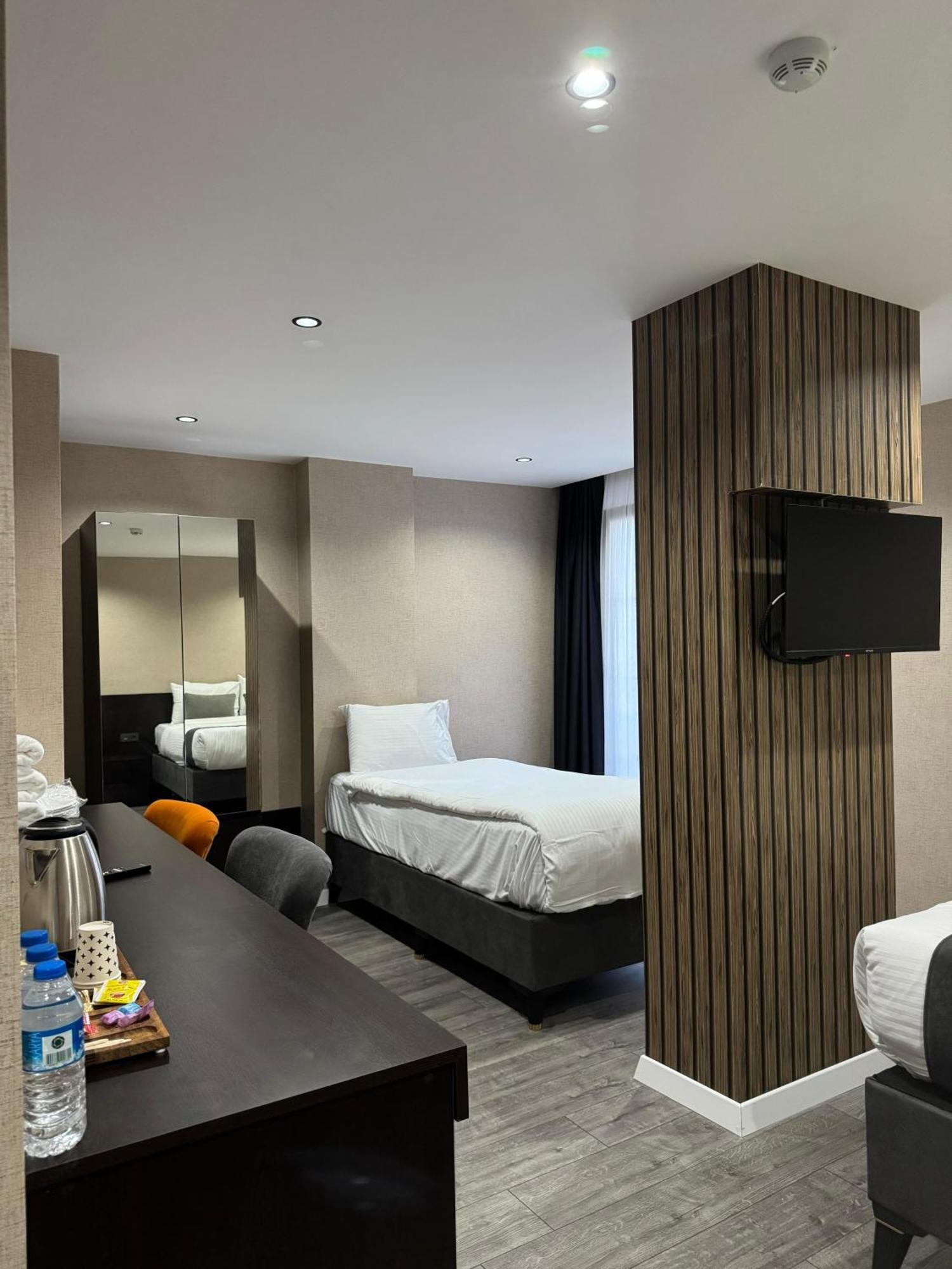 Grand Armada Hotel