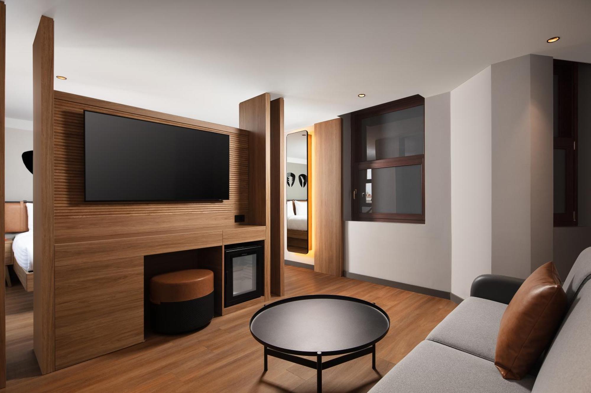 Moxy Taksim Hotel