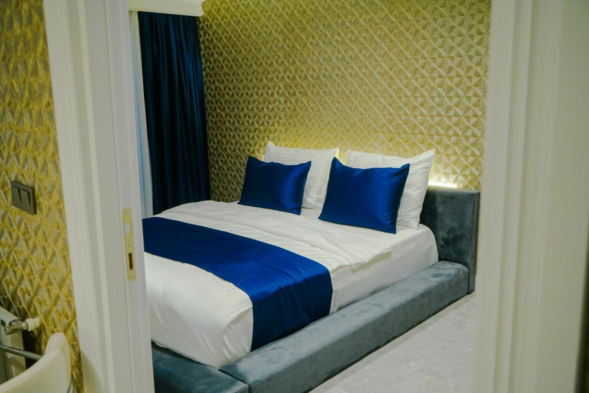 Elite World Homes Bosphorus *