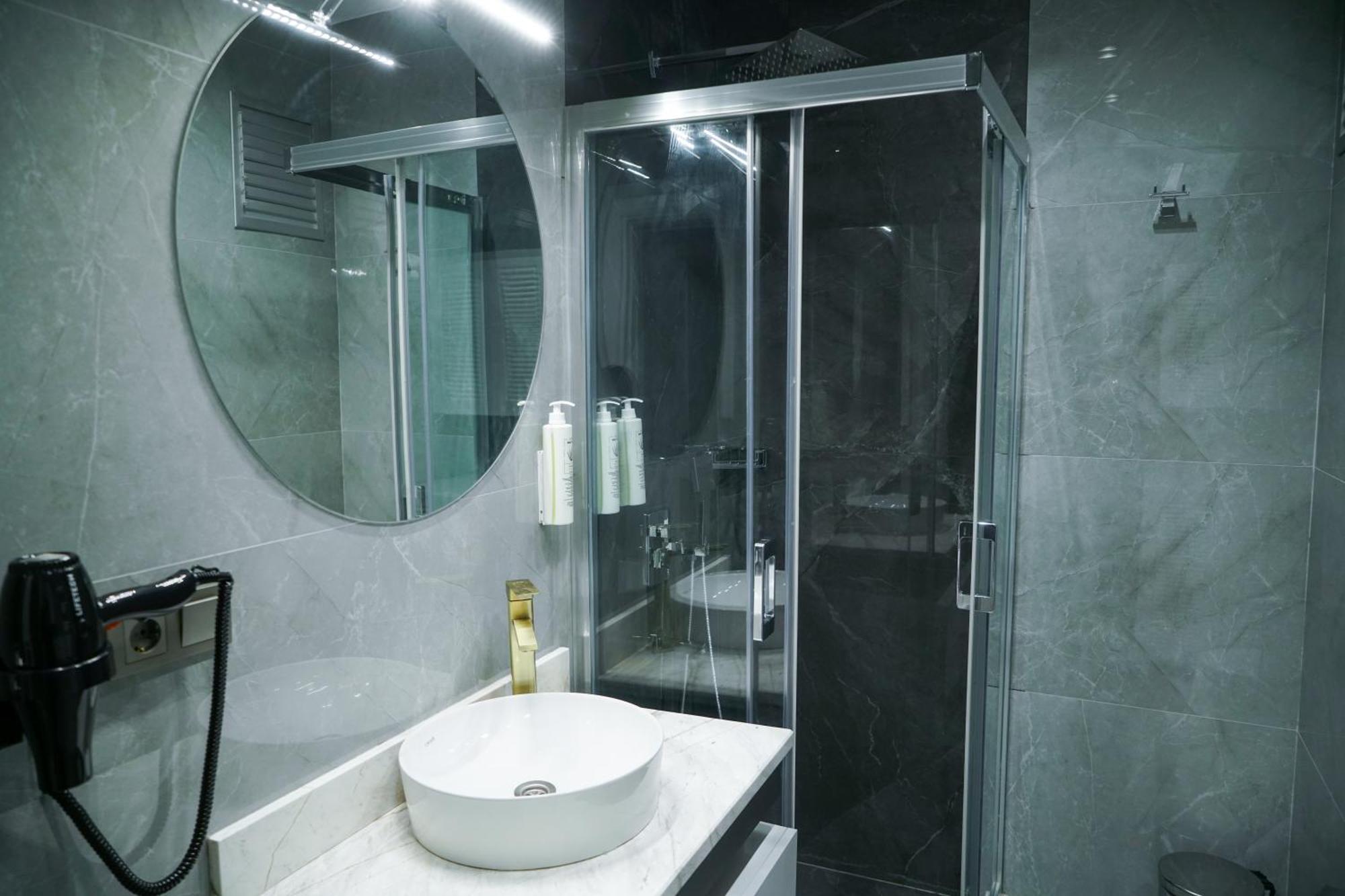 Elite World Homes Bosphorus Hotel *
