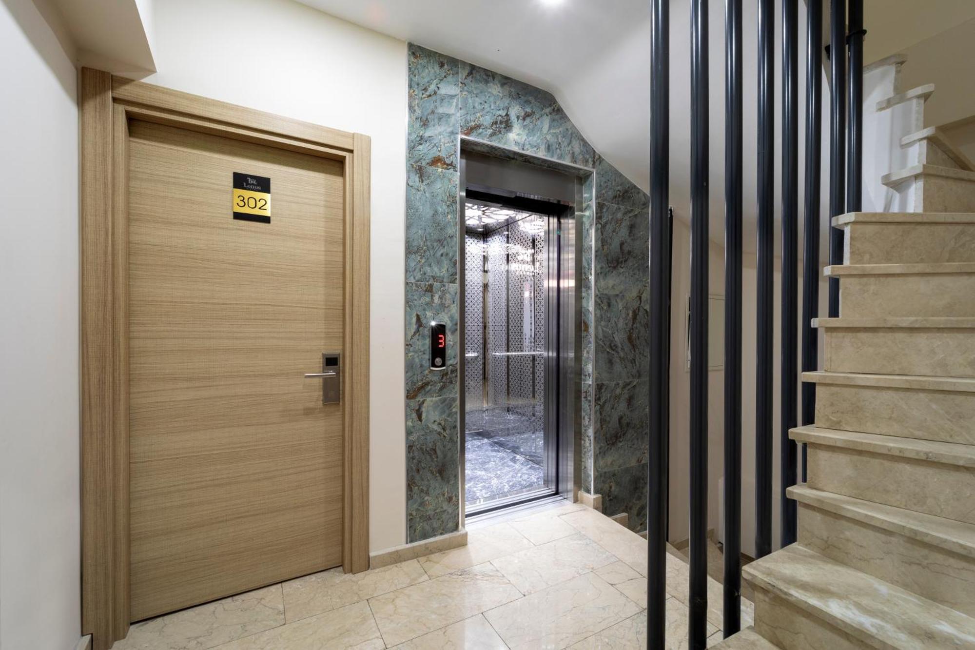 Hotel Lenus Hagia Sophia