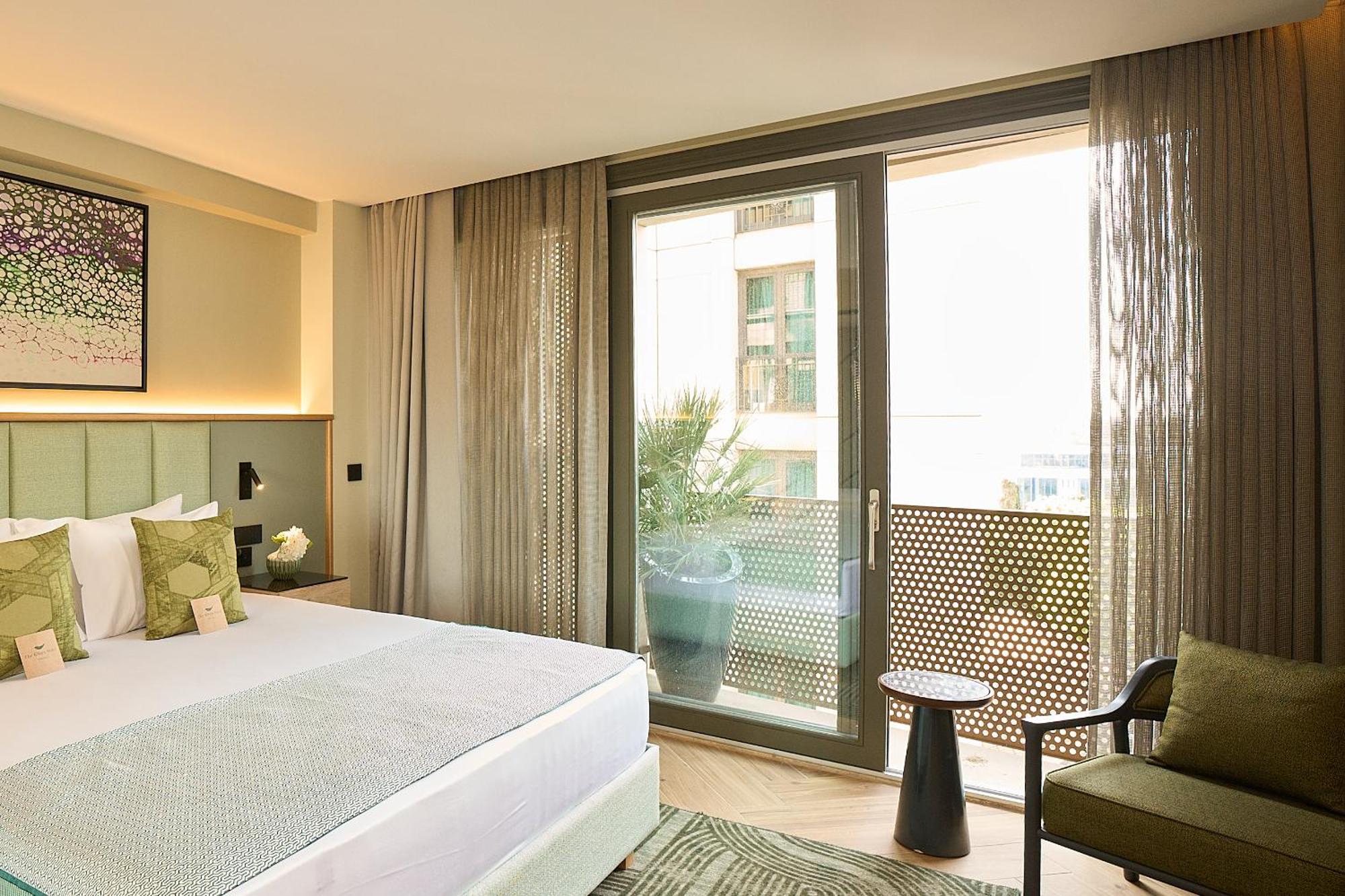 Hotel The Wings Pera