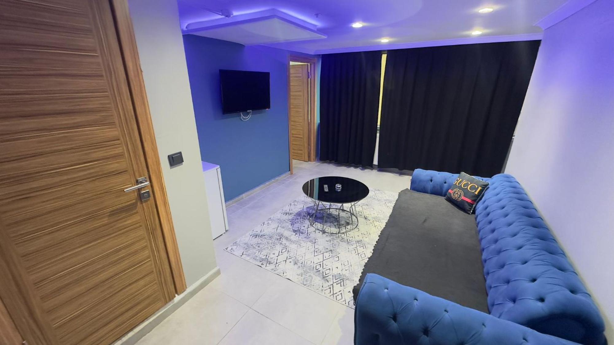 Lara Gaziosmanpasa Guenluek Kiralik Apartment Istanbul
