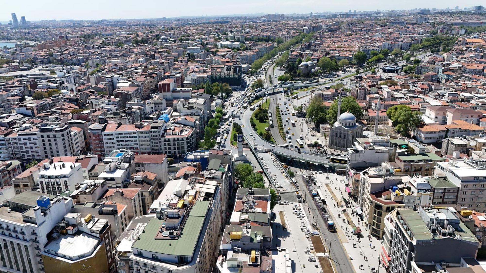 River Istanbul