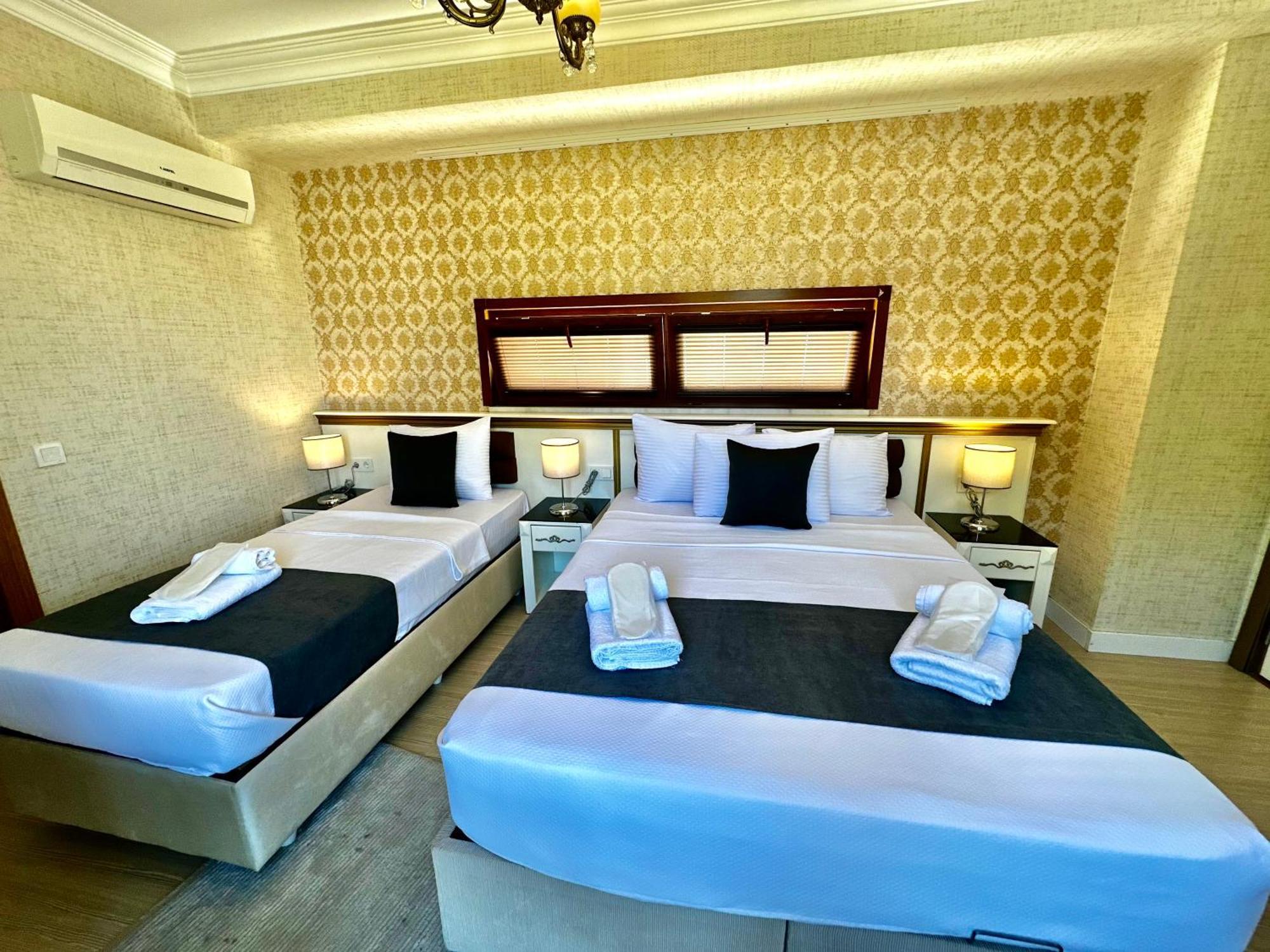 Lelll Hagia Sofia Hotel *