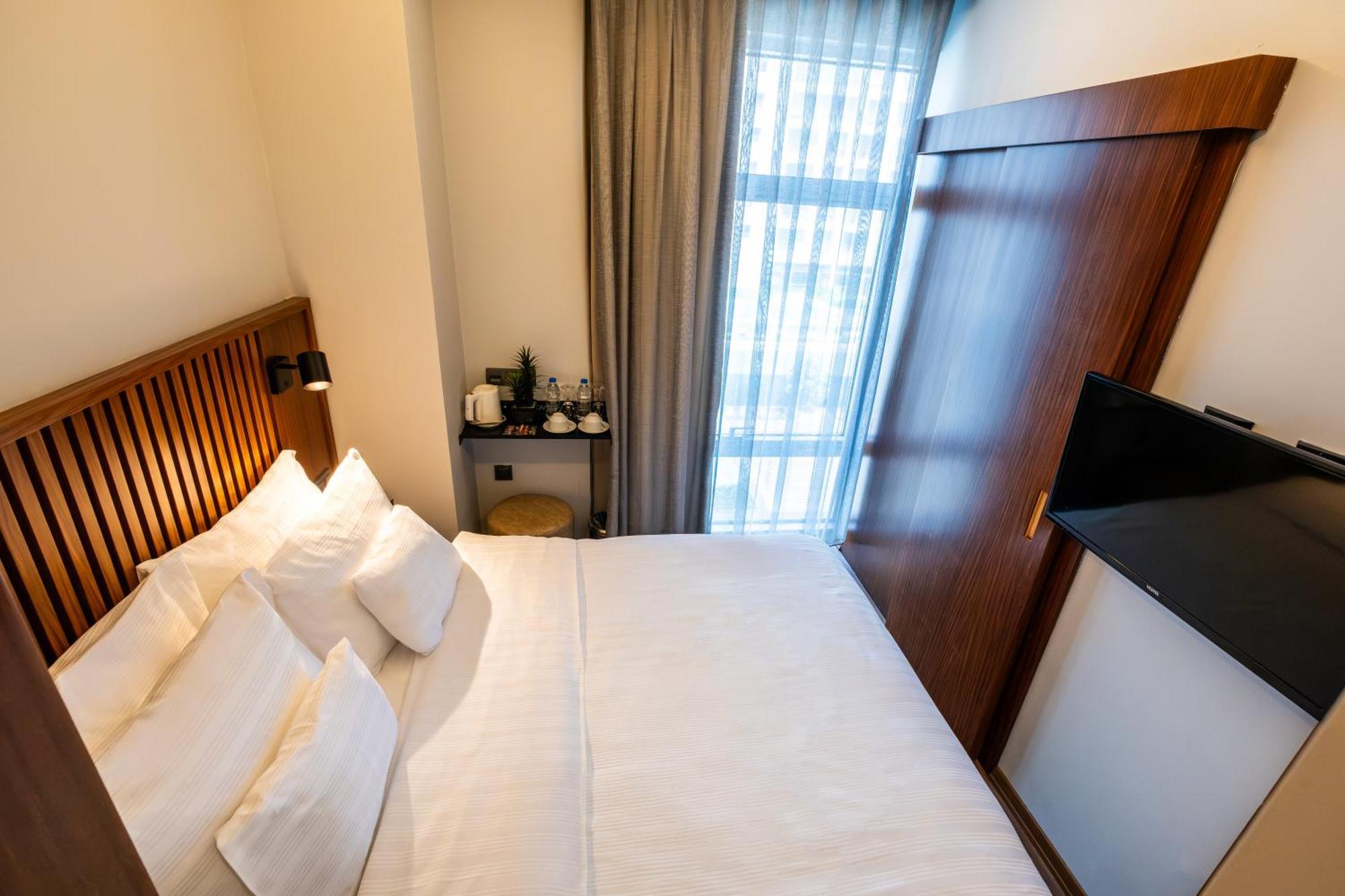 Hotel Discovery