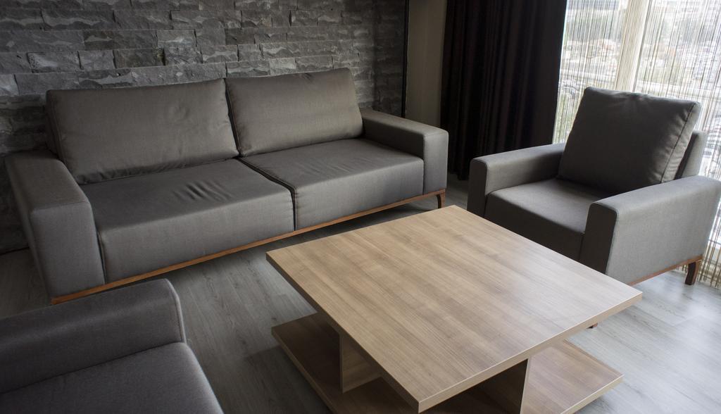 Sun Apartment *