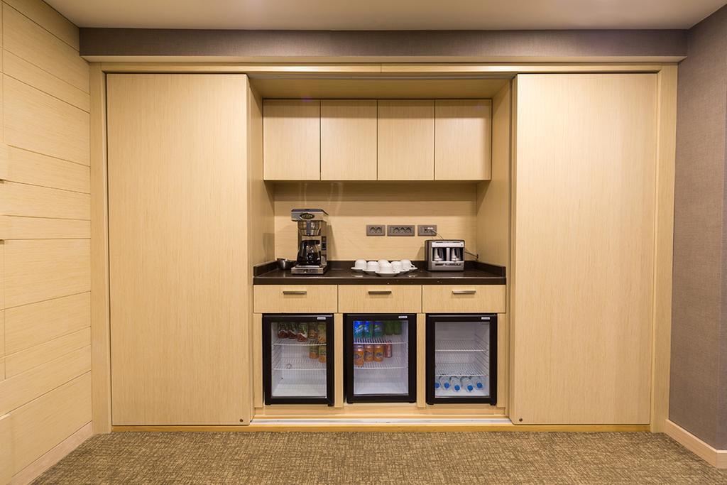 Molton Monapart Mecidiyekoy Hotel