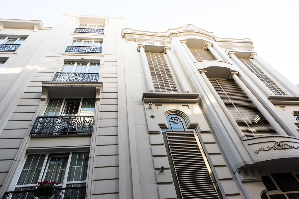 Elegance Hotel