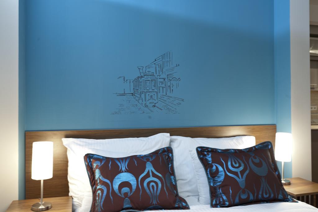 Pera Aparthotel 3*