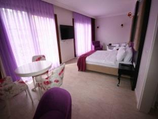 East Hotel 3*