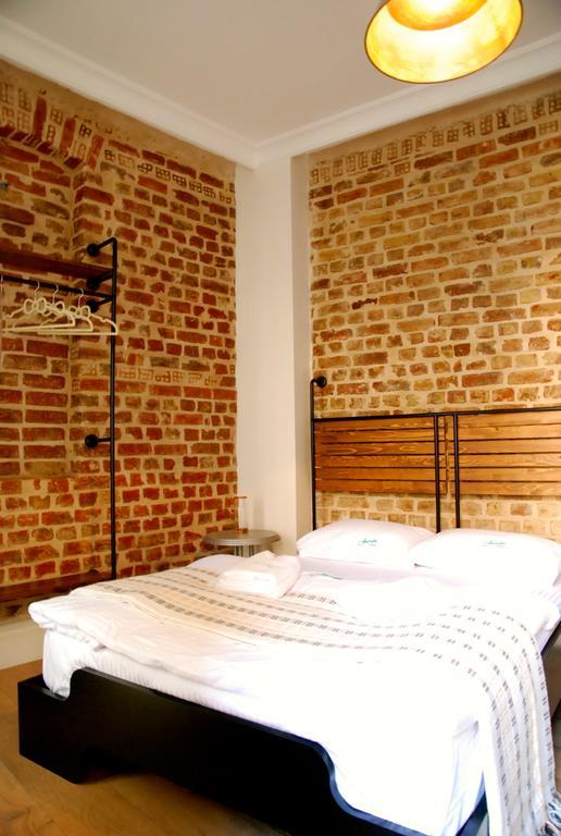 Hostel Jumba *