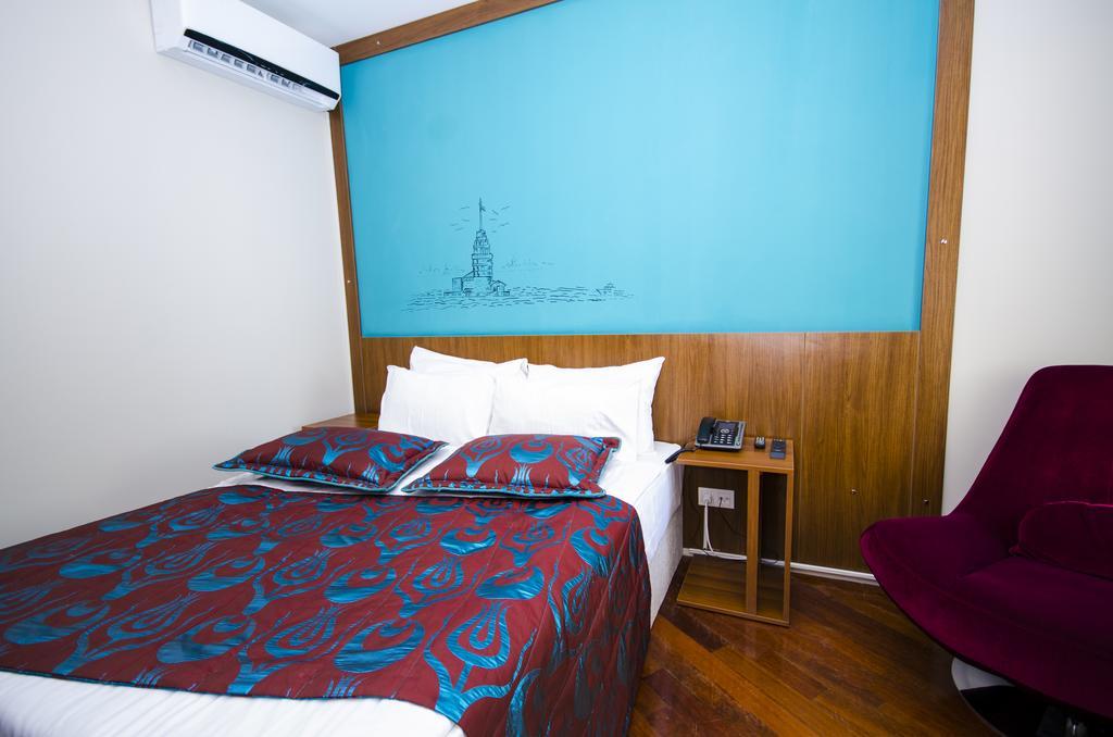 Pera Aparthotel 3*