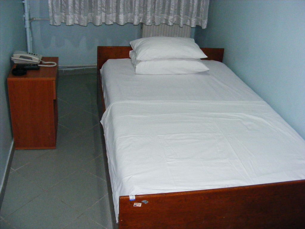 Hotel Venedik 3*