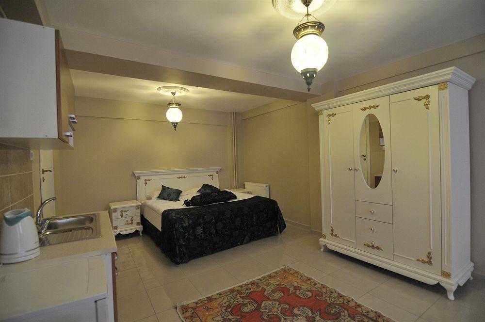 Aparthotel Safran 3*