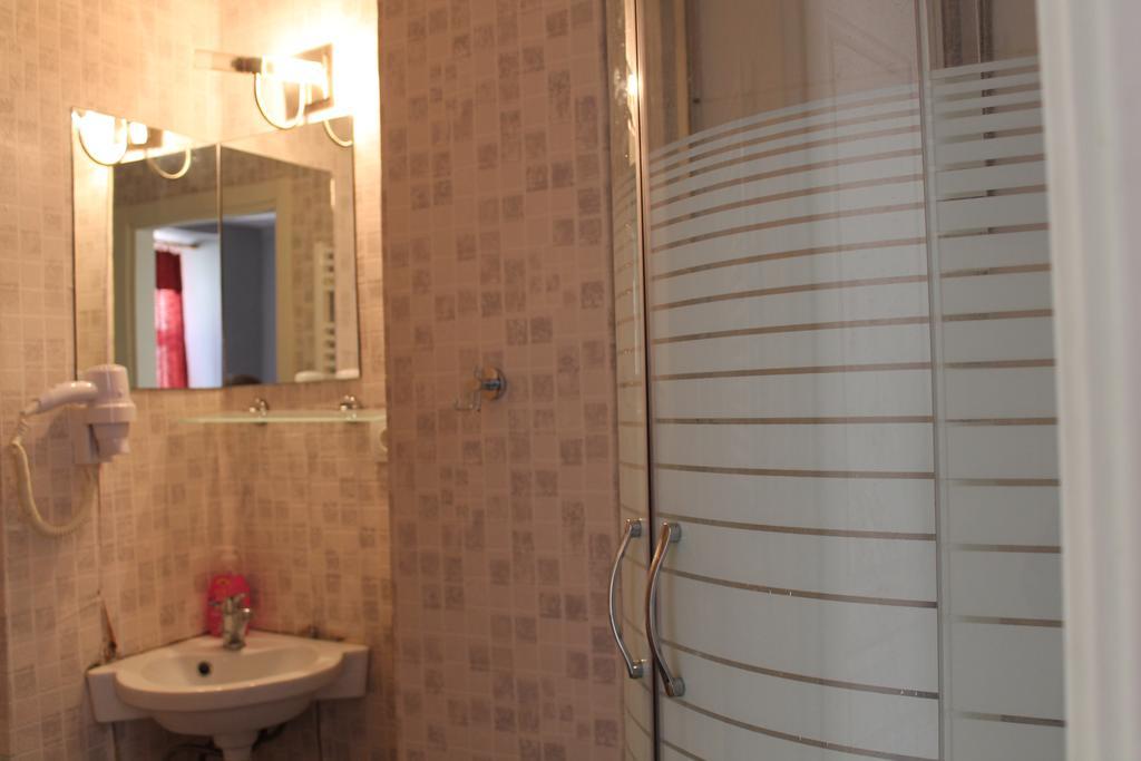 Albergue Eastwest *