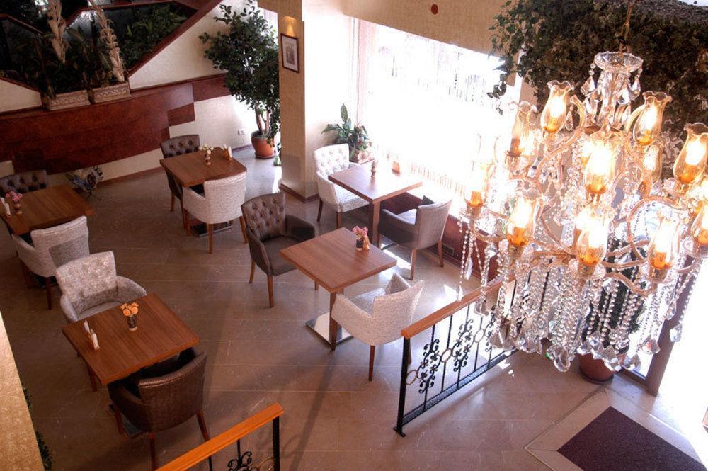 Beyaz Kugu Otel 2*