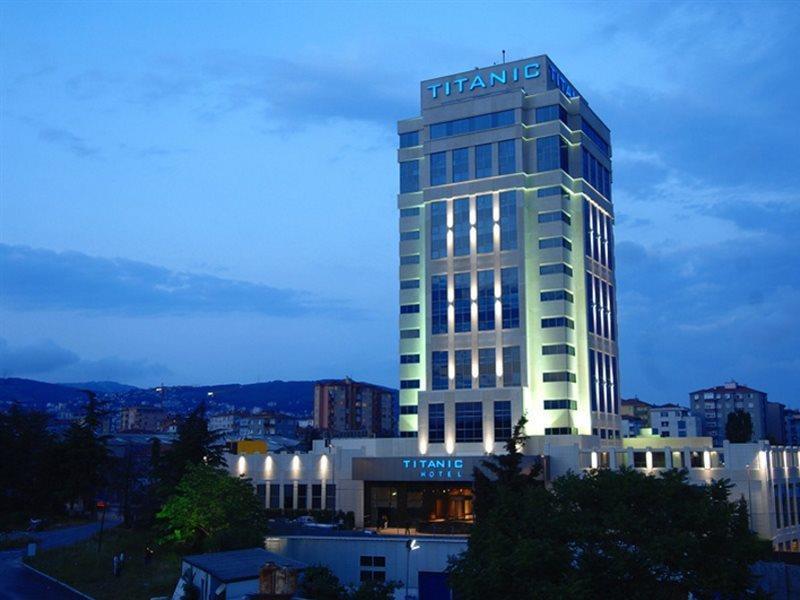 Titanic Business Kartal Hotel 5*