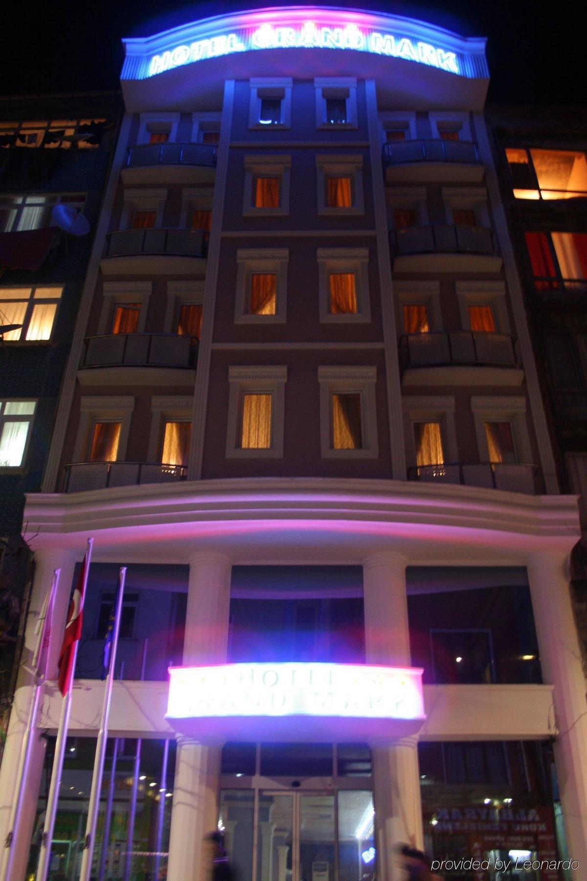 Grand Otel