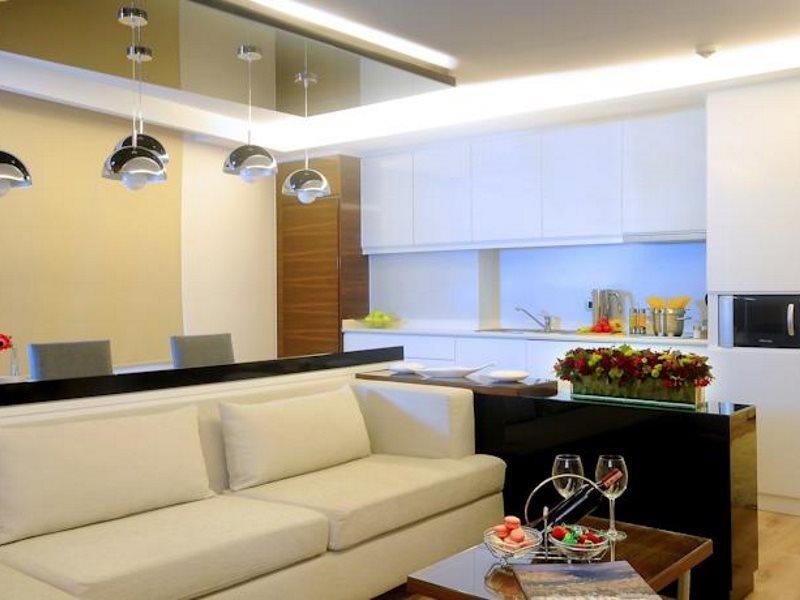Aparthotel Aura 2*