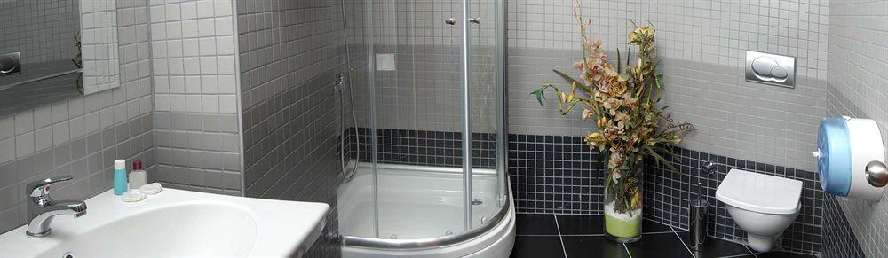 Otel Grand Madrid 3*