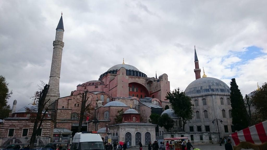 Miss Royal & 3* Istanbul
