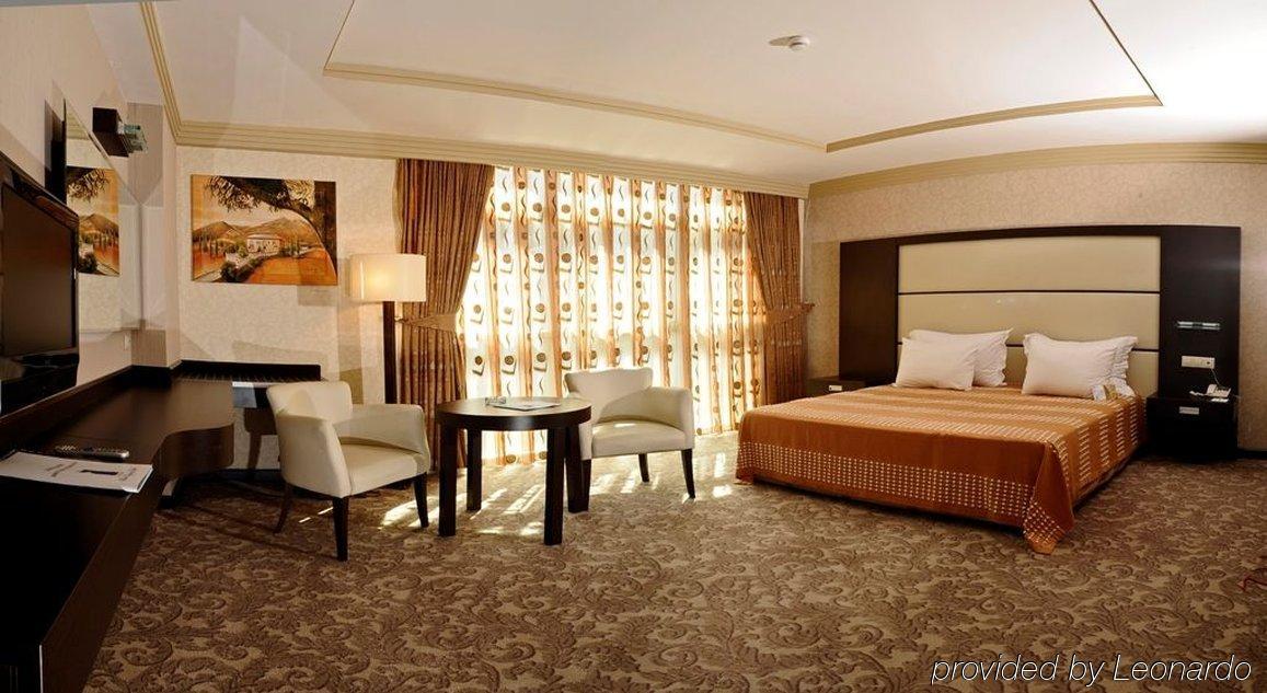Mercure Bakirkoy 4*