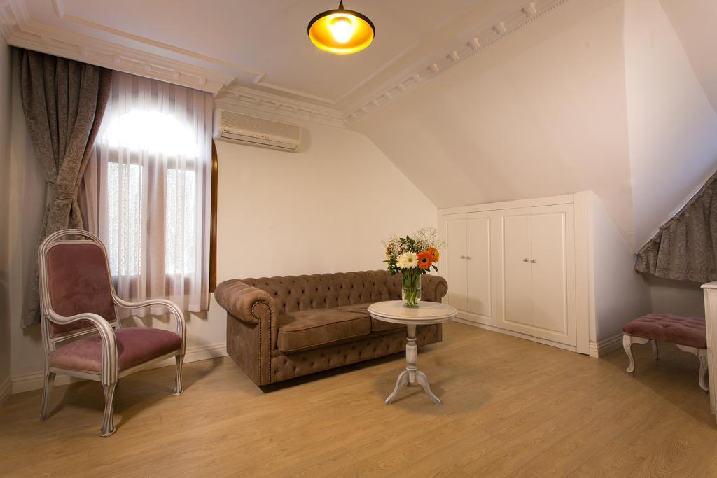 Blanche & Garden Pool 3* Istanbul